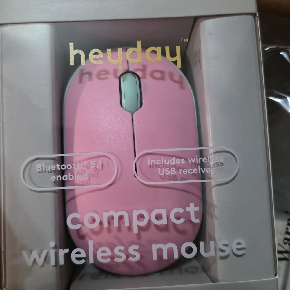 heyday Pink Wireless Mouse with Mint Scroll Wheel